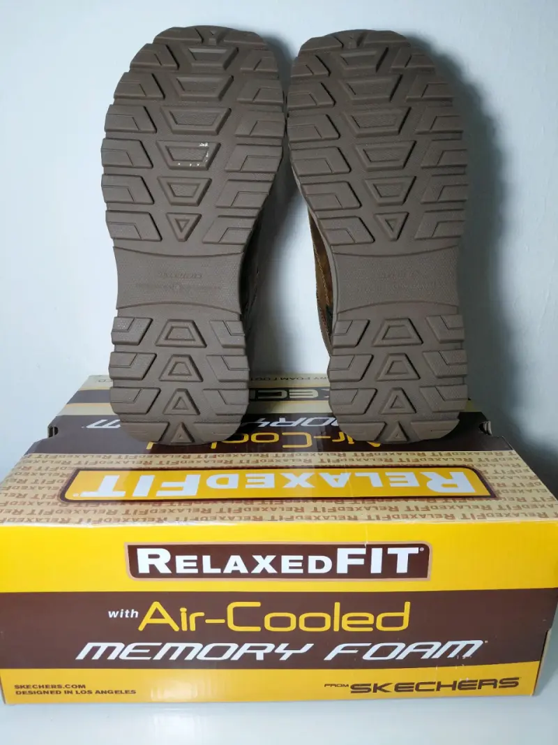 Botín Skechers Hombre GoodYear Talla 39 - 5