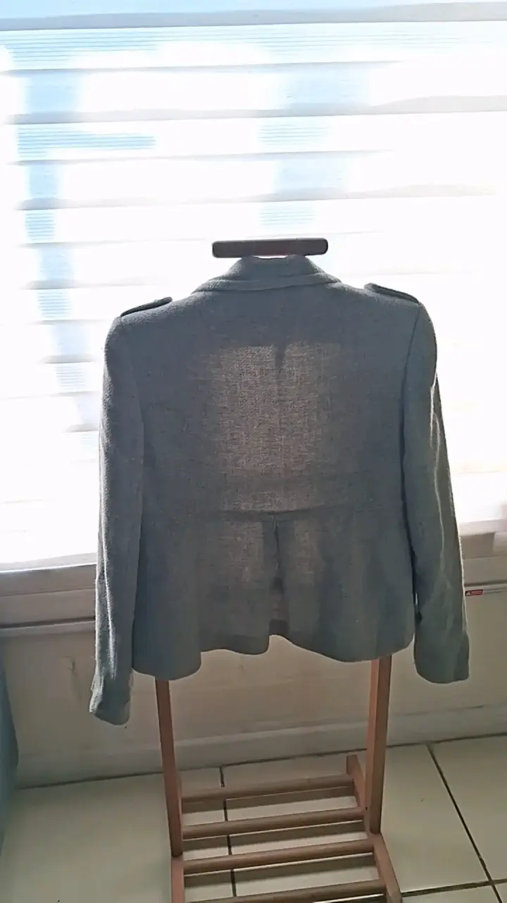 Chaqueta gris de lana para mujer - 2