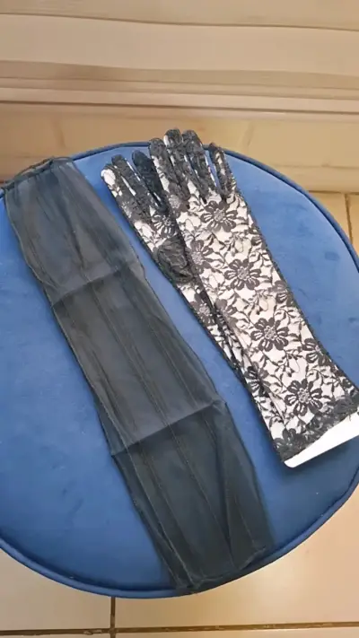 Guantes largos de encaje negro para fiesta - miniatura 1