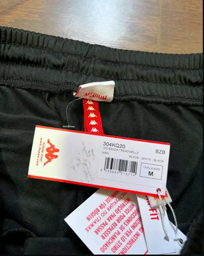 Shorts deportivos negros Kappa con logo lateral - 3