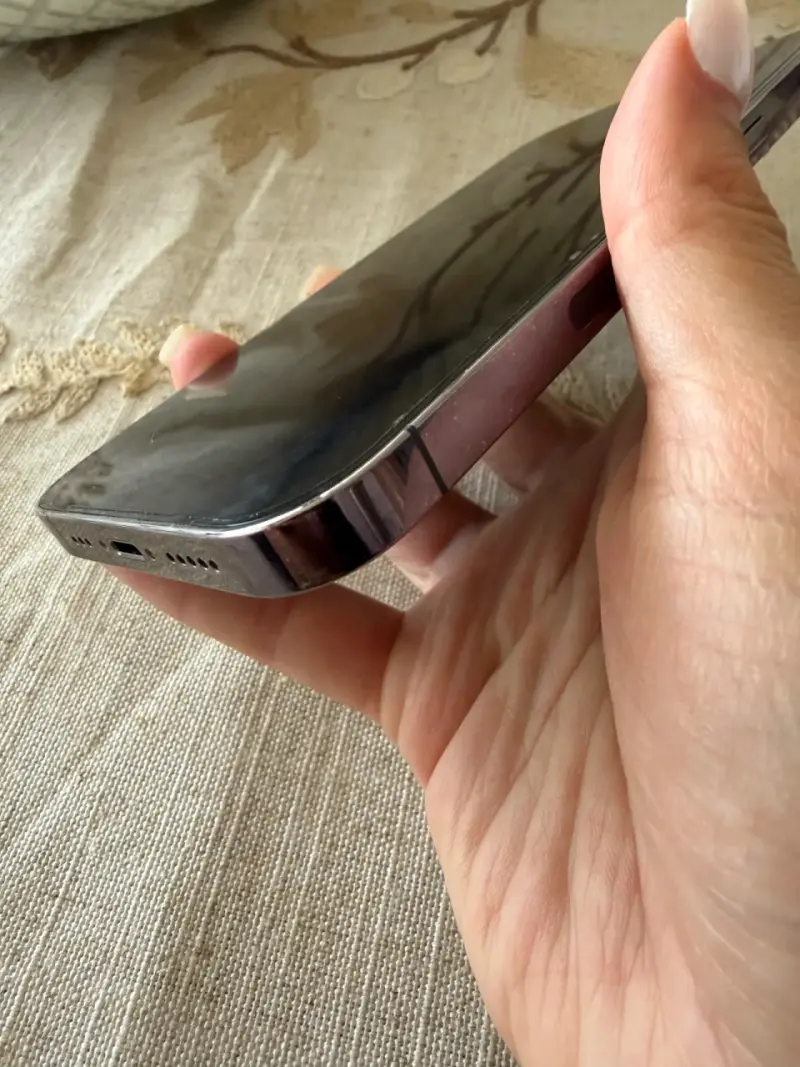 iPhone 14 Pro - 3