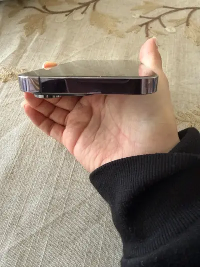 iPhone 14 Pro - miniatura 4