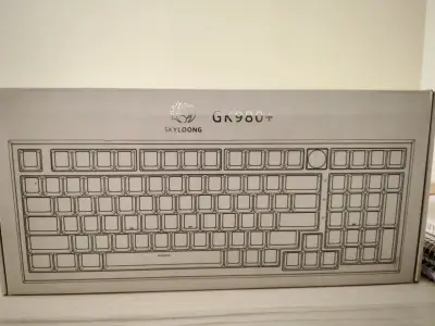 Teclado Mecánico Skyoong GK980+ con Switches Akko Matcha Green Pro - miniatura 1