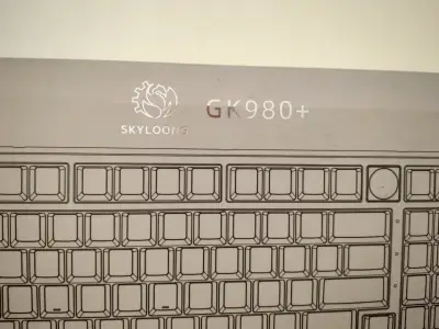 Teclado Mecánico Skyoong GK980+ con Switches Akko Matcha Green Pro - miniatura 6