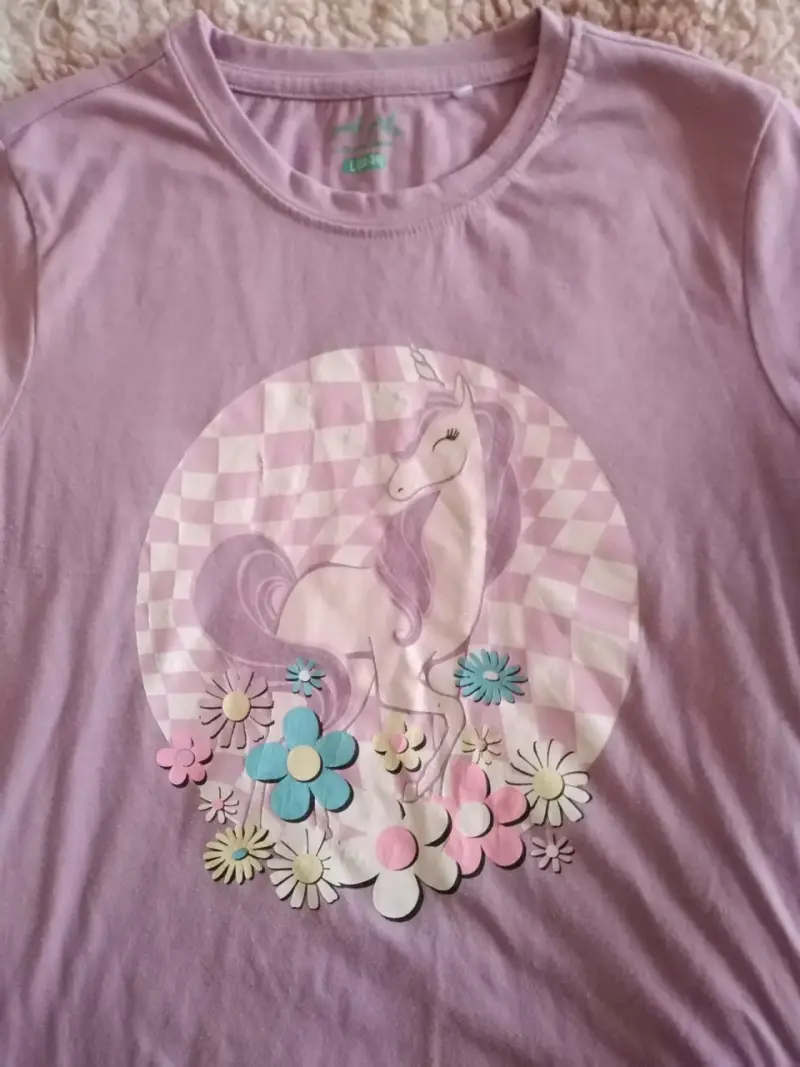 Polera de niña con unicornio y flores - 3