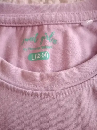 Polera de niña con unicornio y flores - miniatura 4
