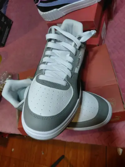 Zapatillas deportivas blancas y grises Puma - miniatura 1