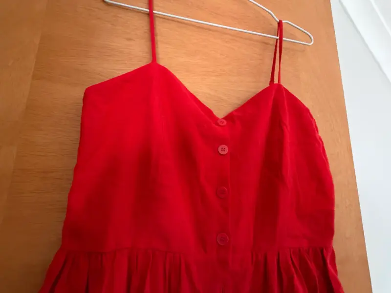 Vestido rojo H&M con tirantes - 2