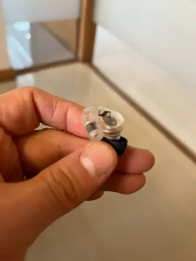 Audífonos In-ear Sennheiser IE 100 Pro Wireless - miniatura 2