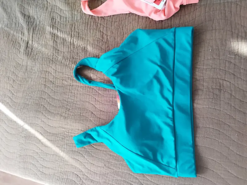Conjunto de tops deportivos Ellesse en coral y turquesa - 2