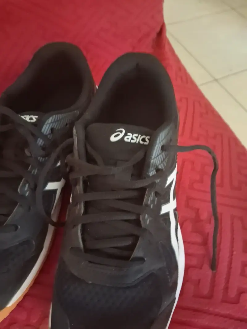 Zapatillas deportivas negras Asics para hombre - 1