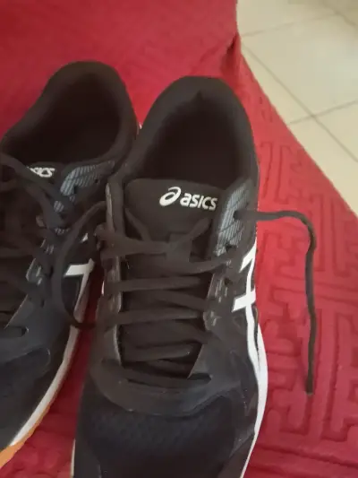 Zapatillas deportivas negras Asics para hombre - miniatura 1