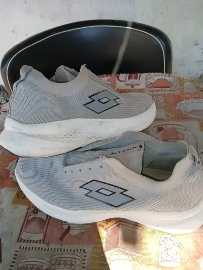Zapatillas deportivas grises Lotto Active - miniatura 2