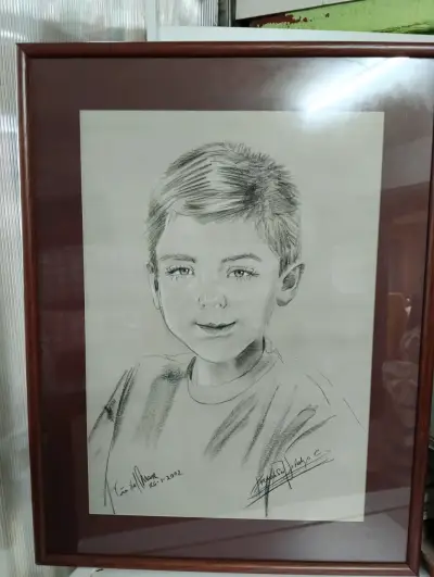 Cuadro de retrato enmarcado a lápiz - miniatura 1