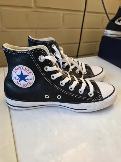 Zapatillas Converse Chuck Taylor All Star negras - miniatura 1