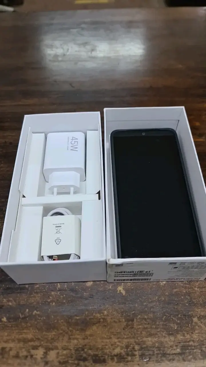 Smartphone Xiaomi Redmi Note 14 5G 256GB Negro - 2