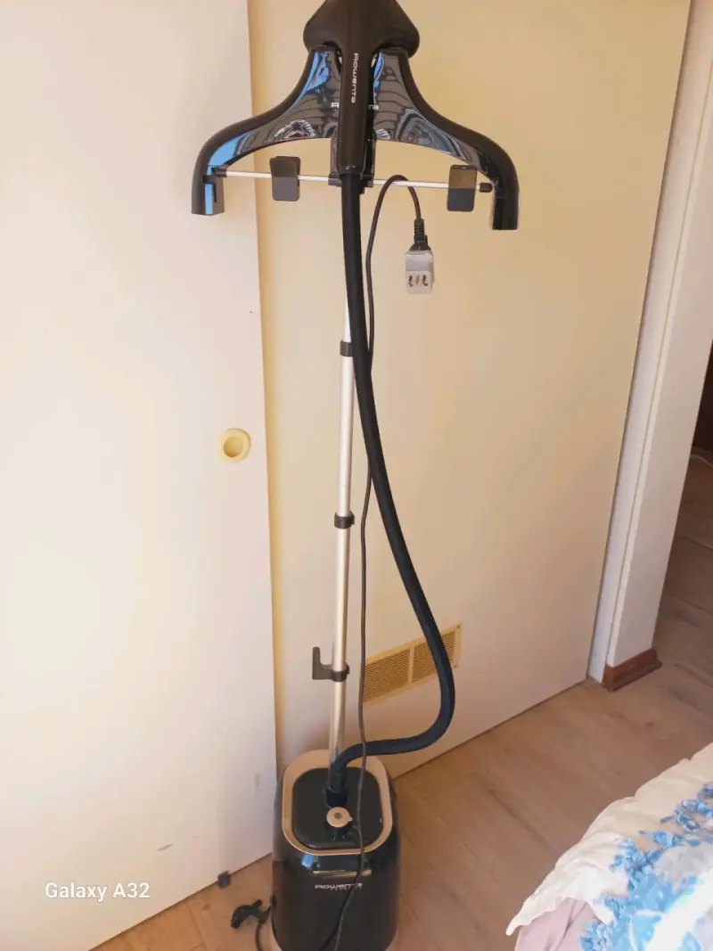 Plancha a vapor vertical Rowenta - 3