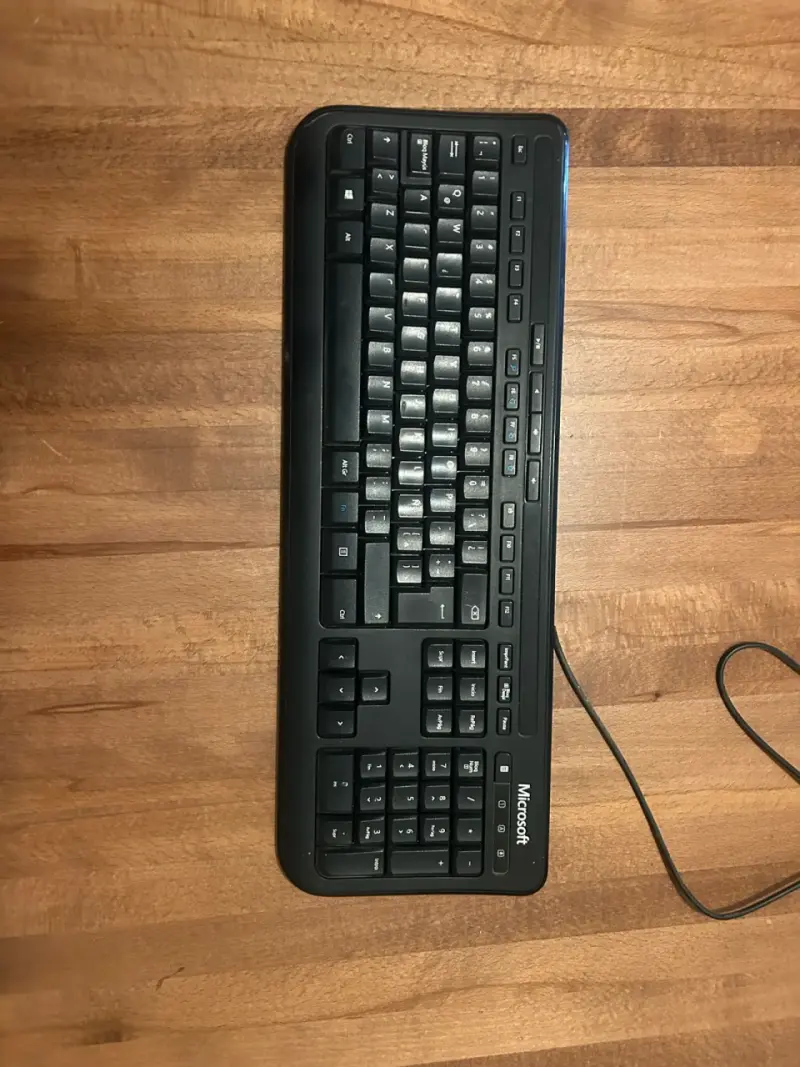 Teclado alámbrico Microsoft 600 - 1