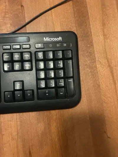 Teclado alámbrico Microsoft 600 - miniatura 4
