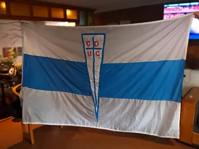 Bandera de Club Deportivo Universidad Católica - miniatura 4