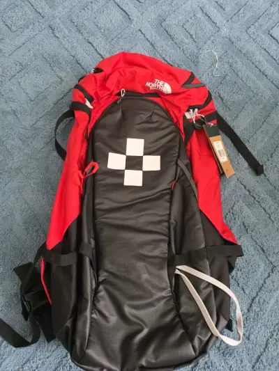 Mochila de montaña The North Face Patrol 40 roja - miniatura 1