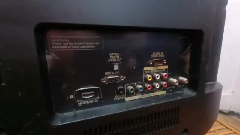 Televisor LG pantalla plana 32 pulgadas - 3