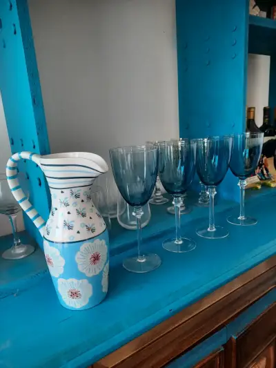 Juego de Jarra y Copas de Vidrio Azul Decorativas - miniatura 1
