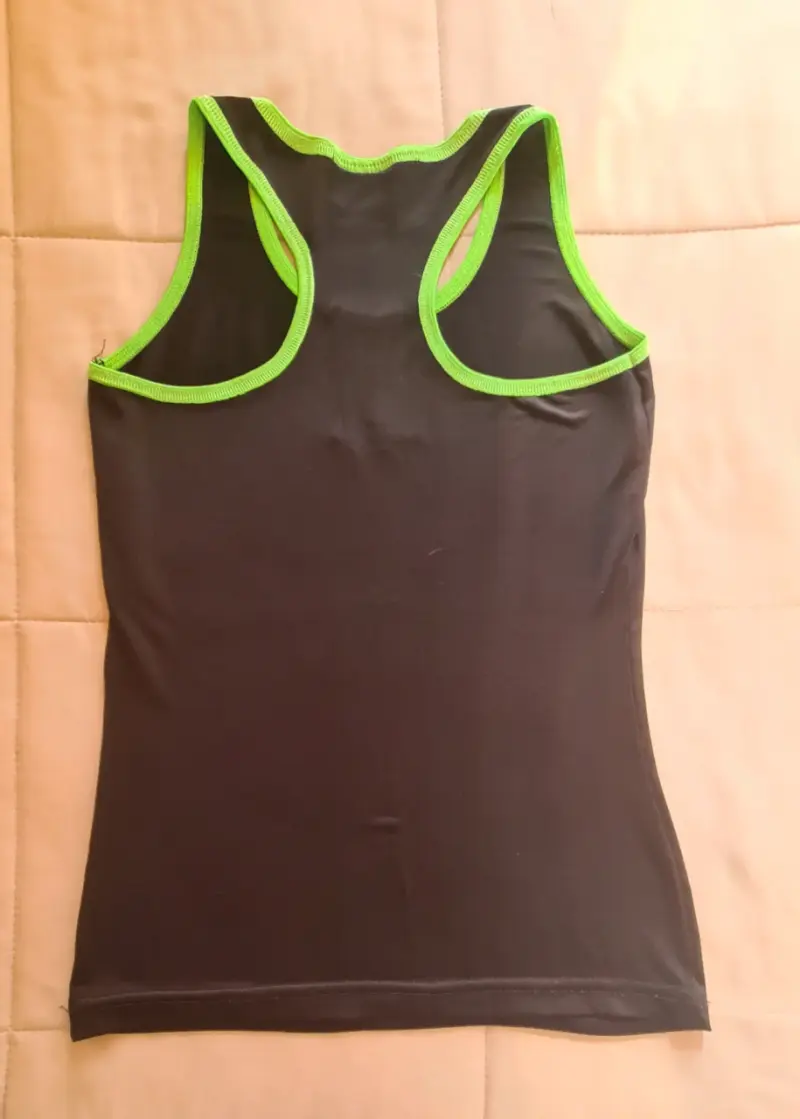 3 Poleras deportivas para Mujer Talla S-M - 6