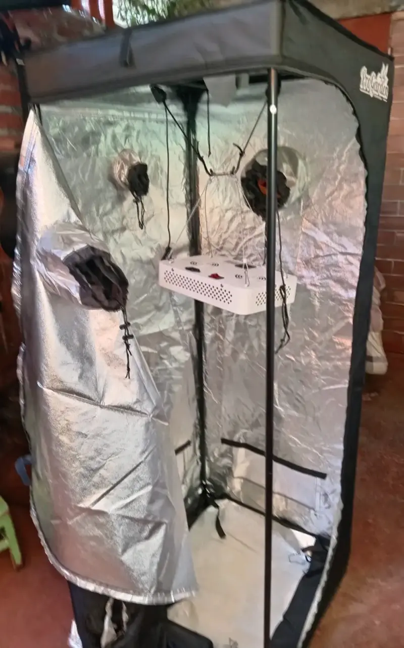 Kit de Cultivo Indoor ProGarden Completo - 2