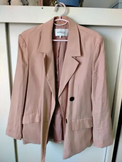 Blazer de mujer color rosa marca Marquis - miniatura 1