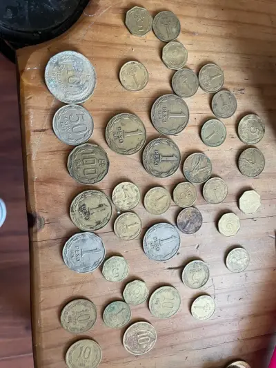 Lote de Monedas Antiguas de Chile - miniatura 1