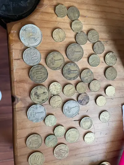 Lote de Monedas Antiguas de Chile - miniatura 2