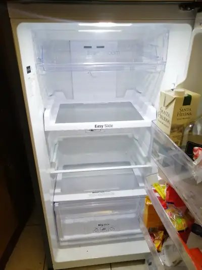 Refrigerador Samsung No Frost Plata - miniatura 1