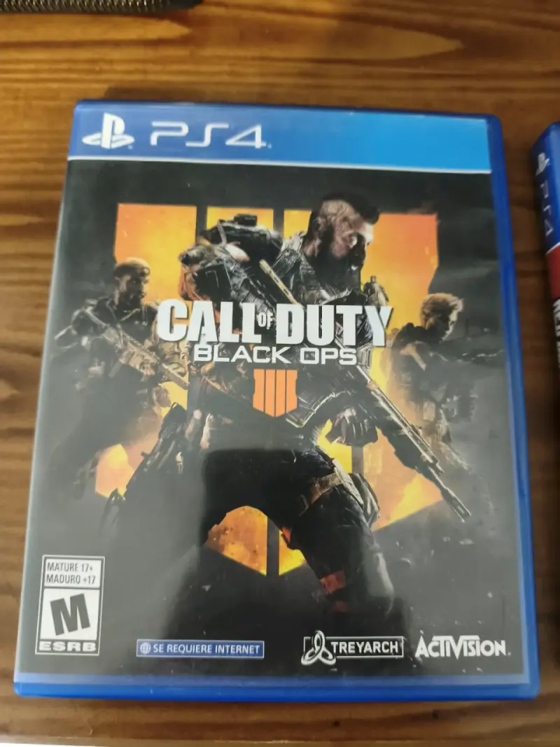 Juego PS4 Call of Duty Black Ops 4