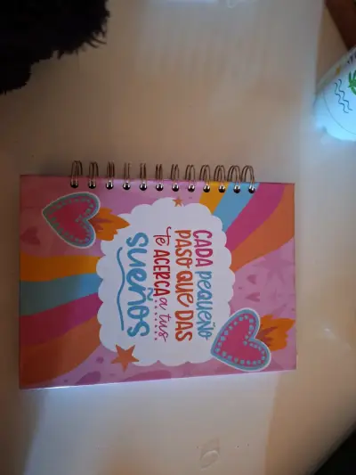 Planner espiral tapa dura colorido motivacional - miniatura 1