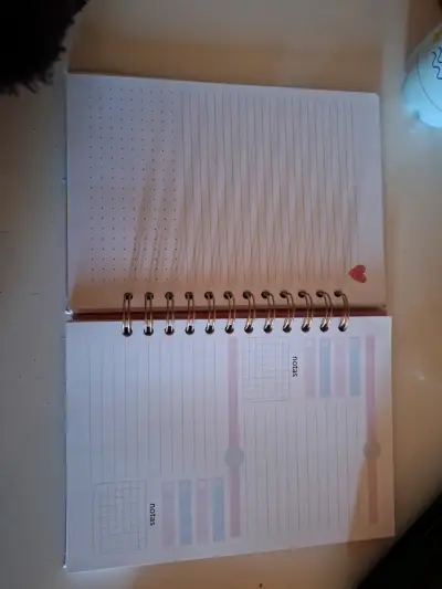 Planner espiral tapa dura colorido motivacional - miniatura 3