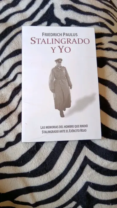 Libro 'Stalingrado y Yo' de Friedrich Paulus - miniatura 1
