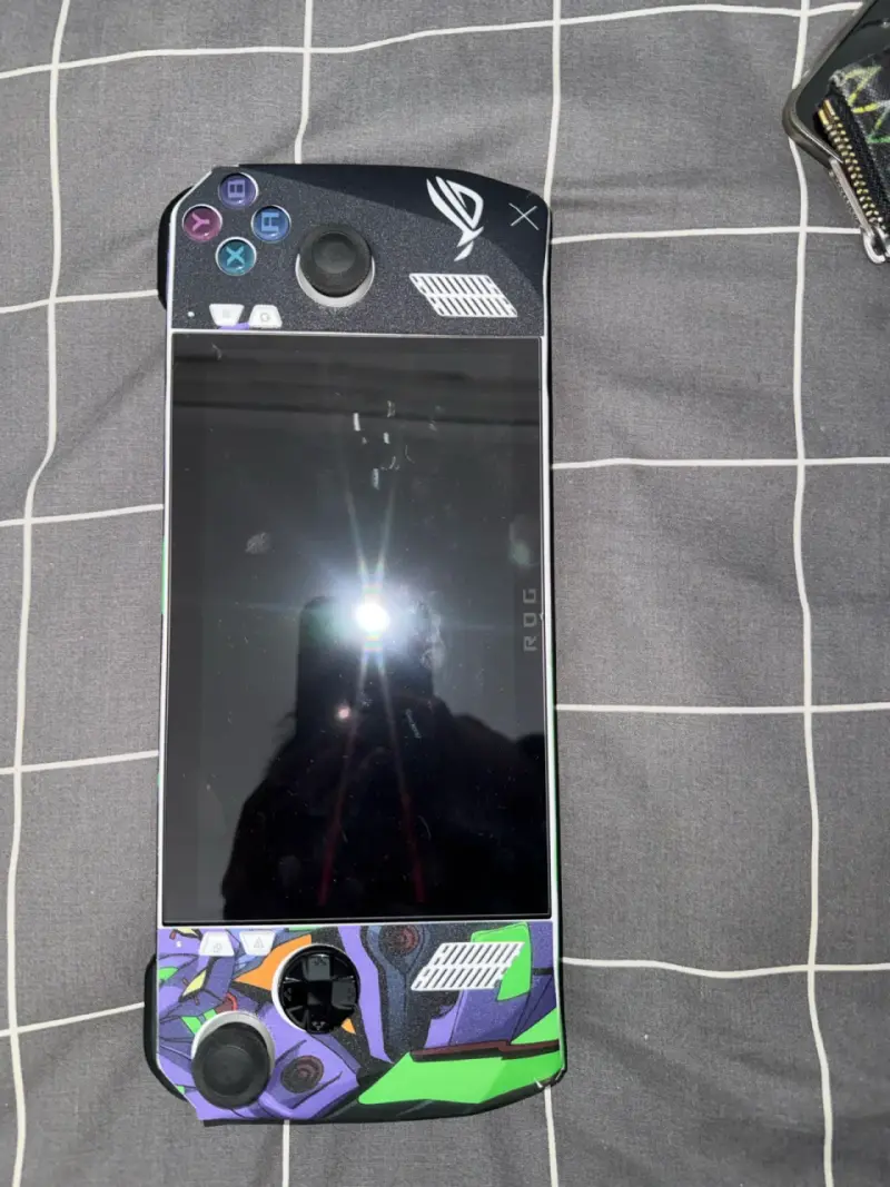Consola Asus ROG Ally z1 extreme full modded - 2