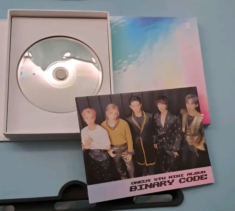 Álbum Oneus 5th Mini Album Binary Code - 2
