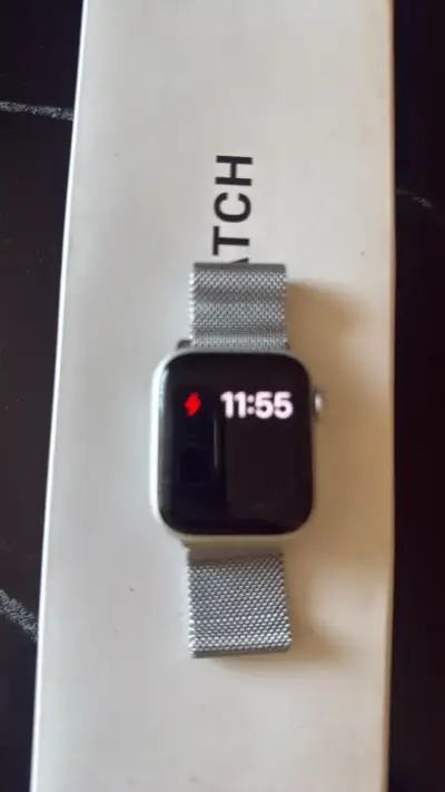 Apple Watch con correa de acero inoxidable - miniatura 2