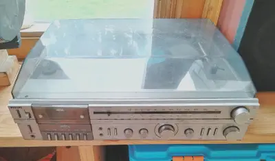 Tocadiscos Philips con sistema estéreo vintage - miniatura 1