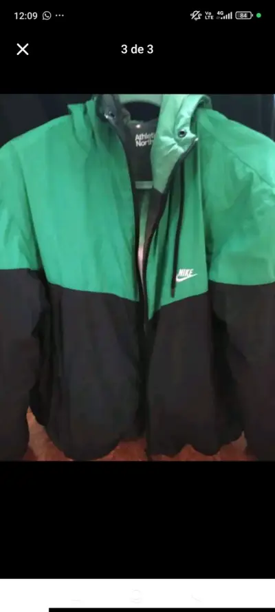 Chaqueta deportiva Nike Reversible. - miniatura 1