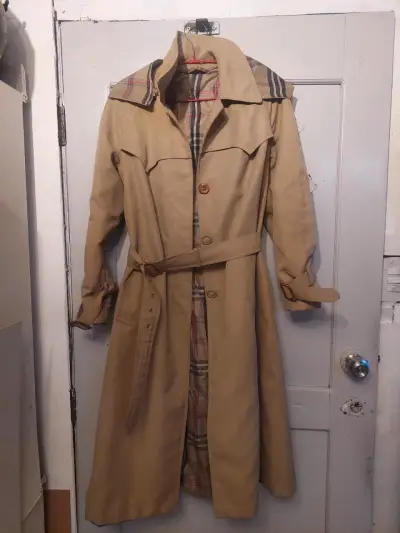 Abrigo trench coat beige con forro a cuadros - miniatura 1