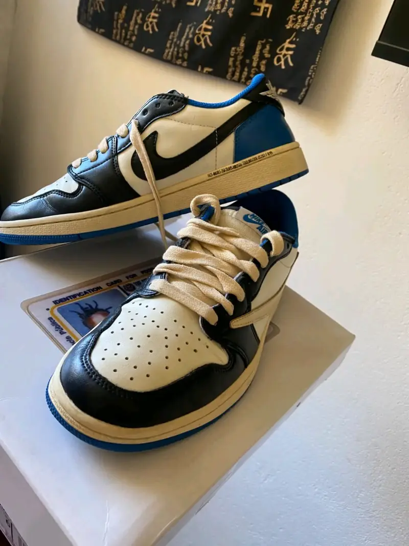 jordan 1 travis scott fragment low OG SP - 2