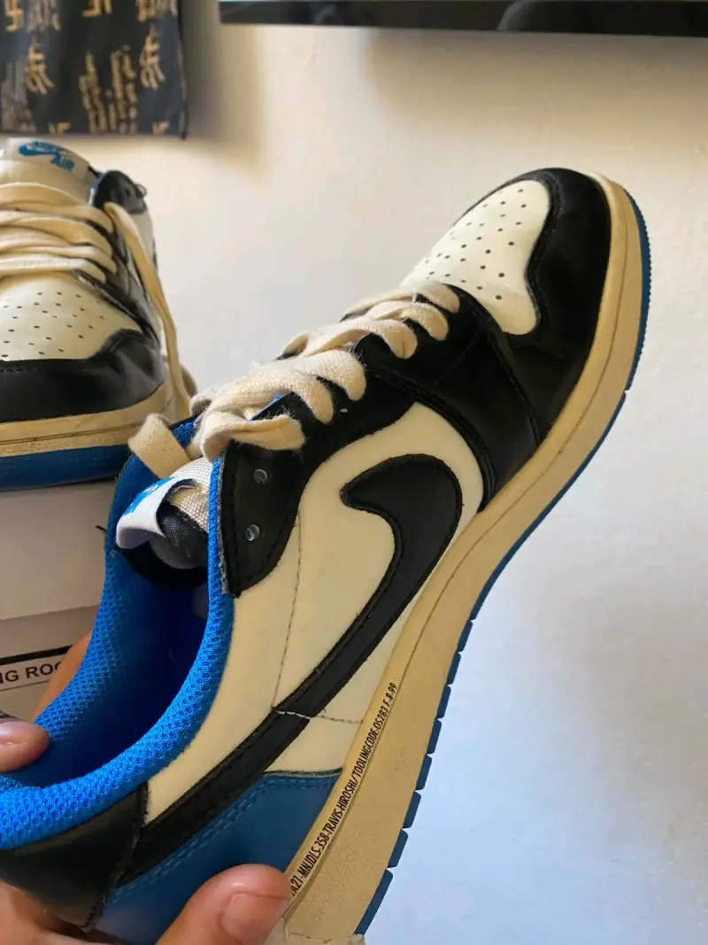 jordan 1 travis scott fragment low OG SP - 4