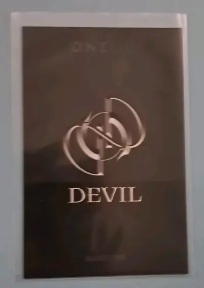 Fotocard Hwanwoong  Oneus Devil Edición Limitada - miniatura 2
