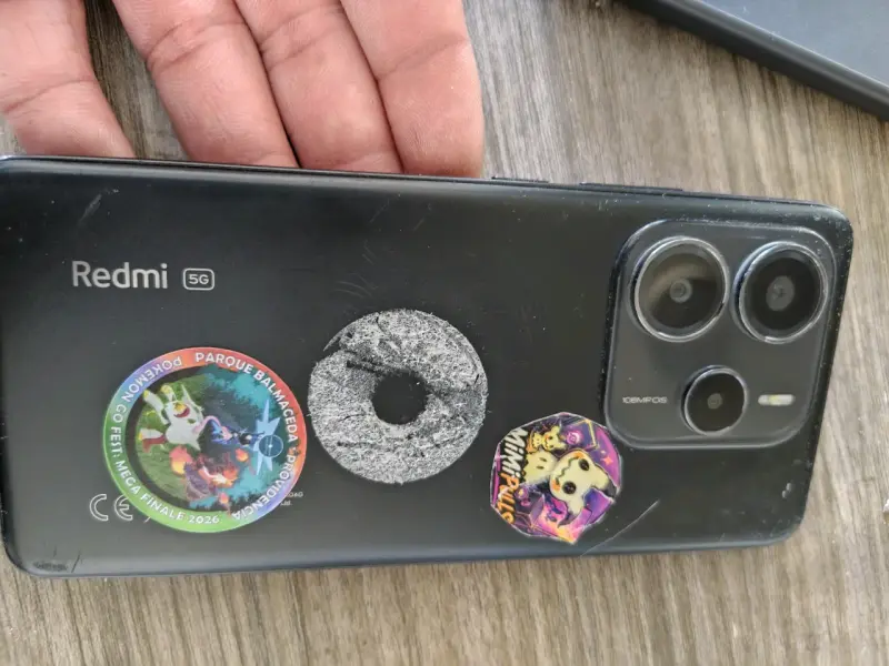 Smartphone Redmi 5G con triple cámara - 3