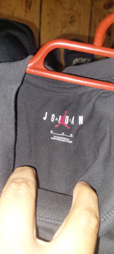 Polera negra Jordan con diseño Jumpman - miniatura 3
