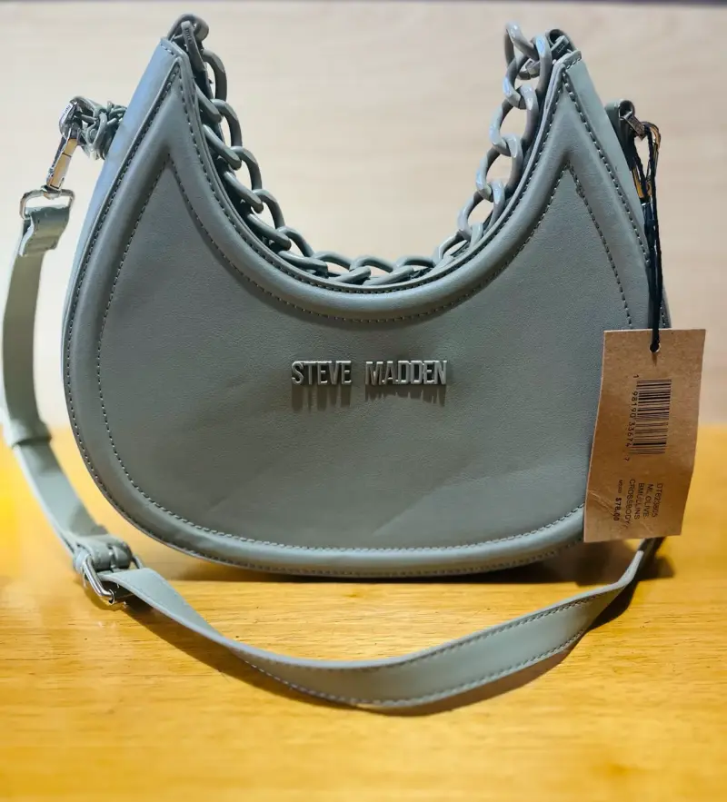 Cartera Steve Madden gris con cadena