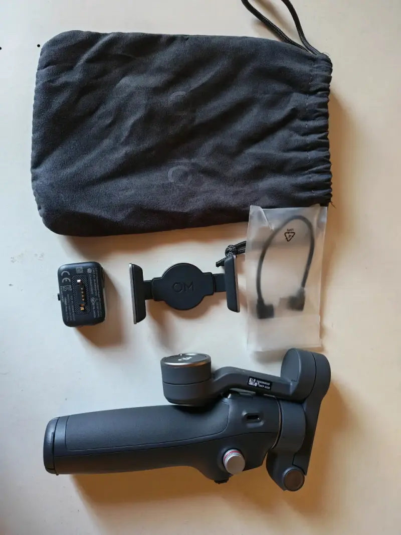 Estabilizador DJI Osmo Mobile 7P para Smartphone - 2